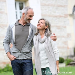 picture of Fort Wayne happy couple with relief of failed back surgical syndrome back pain